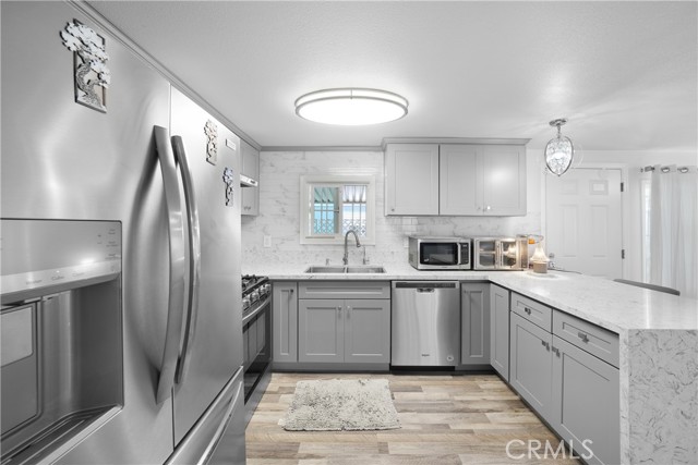 Detail Gallery Image 10 of 35 For 9851 Bolsa #7,  Westminster,  CA 92683 - 2 Beds | 1 Baths