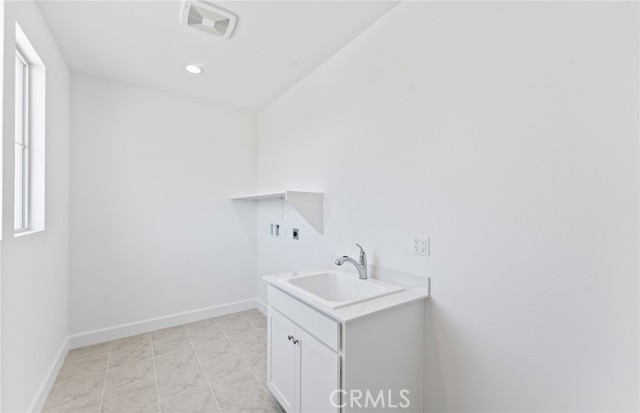 17602 Col Ranch Drive, Riverside CA: https://media.crmls.org/medias/5fcbb45c-ecfc-42ea-a1f3-c308c53b3401.jpg