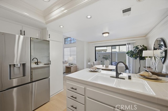 Detail Gallery Image 13 of 48 For 23401 via Linda #C,  Mission Viejo,  CA 92691 - 2 Beds | 2/1 Baths