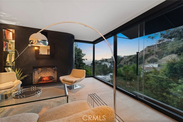 Detail Gallery Image 33 of 34 For 1782 Viewmont Dr, Los Angeles,  CA 90069 - 3 Beds | 4/1 Baths
