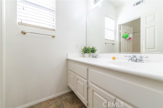 Detail Gallery Image 27 of 39 For 22195 Empress St, Moreno Valley,  CA 92553 - 4 Beds | 3/1 Baths