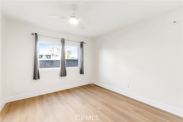 Image 29 of 62 For 6600 Warner  241