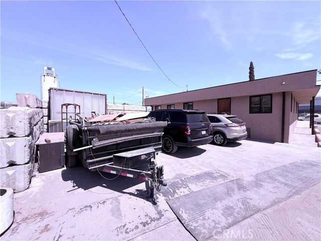  Commercial for Sale in Sun Valley, California