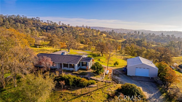 Detail Gallery Image 1 of 57 For 39532 Lilley Way, Coarsegold,  CA 93614 - 3 Beds | 2 Baths