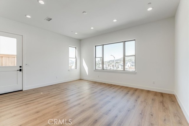 Detail Gallery Image 16 of 21 For 1433 Hansen Ln, San Luis Obispo,  CA 93401 - 4 Beds | 3/1 Baths
