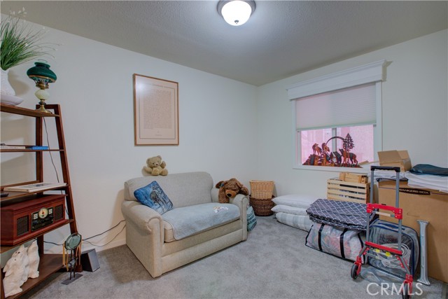 Detail Gallery Image 12 of 22 For 1568 Queen Way, Livingston,  CA 95334 - 3 Beds | 2 Baths