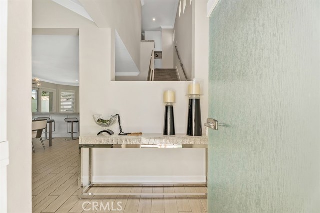 Detail Gallery Image 7 of 47 For 43 Gannet Ln, Newport Beach,  CA 92660 - 3 Beds | 2/1 Baths