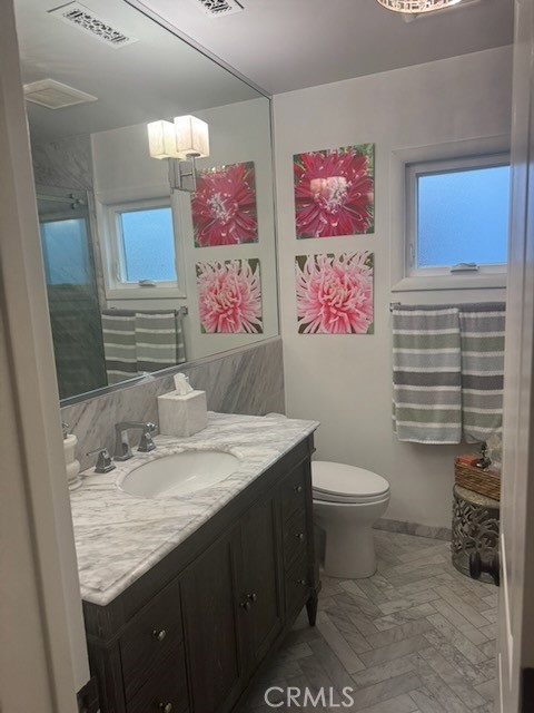 Detail Gallery Image 10 of 12 For 507 31st, Hermosa Beach,  CA 90254 - 2 Beds | 1 Baths