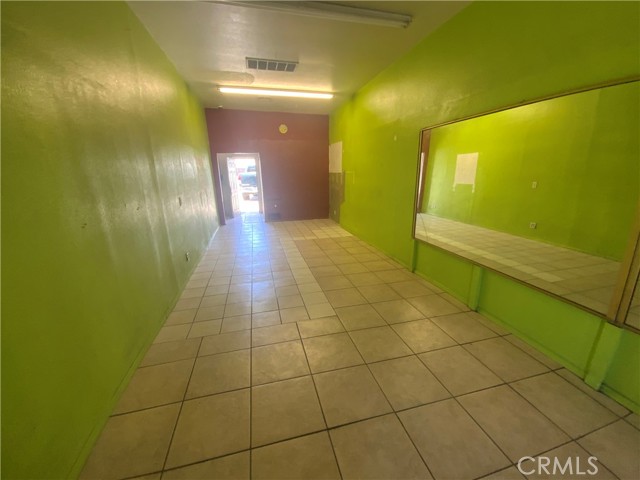 214 W Highland Avenue, San Bernardino, California 92405, ,Commercial Lease,For Rent,214 W Highland Avenue,CRIV25079036