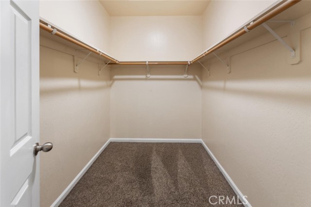Detail Gallery Image 10 of 17 For 2336 N Park Ct, Visalia,  CA 93291 - 3 Beds | 2 Baths
