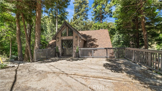 Detail Gallery Image 1 of 36 For 582 Kuffel Canyon Rd, Lake Arrowhead,  CA 92352 - 3 Beds | 2 Baths