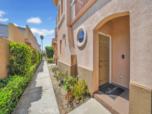 Detail Gallery Image 1 of 1 For 1120 N Euclid St #12,  Anaheim,  CA 92801 - 2 Beds | 2 Baths