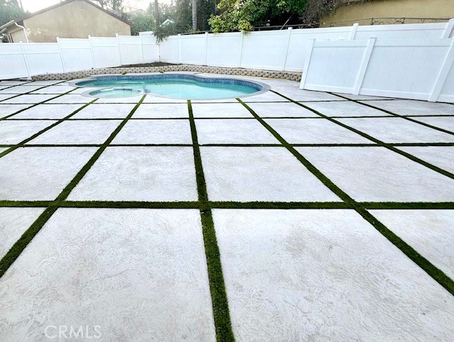 Detail Gallery Image 5 of 18 For 22020 Viscanio, Woodland Hills,  CA 91364 - 3 Beds | 2 Baths