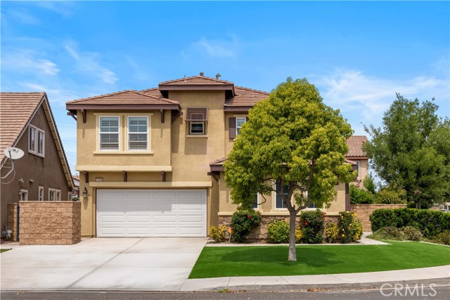 Detail Gallery Image 1 of 29 For 12430 Breeze Ln, Corona,  CA 91752 - 4 Beds | 3 Baths
