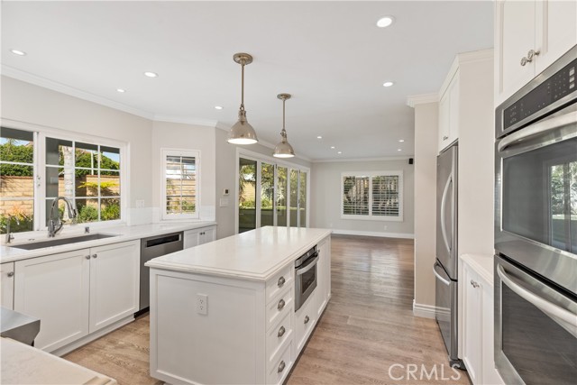 Detail Gallery Image 10 of 45 For 5 Yankee, Irvine,  CA 92620 - 4 Beds | 3/1 Baths