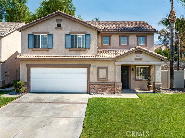 Detail Gallery Image 1 of 1 For 29118 Pepper Tree Ct, Highland,  CA 92346 - 4 Beds | 2/1 Baths