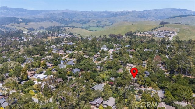 2320 Wilcombe Drive, Cambria CA: https://media.crmls.org/medias/5fd5b945-8b6f-456a-a08d-ce970ec0faf2.jpg