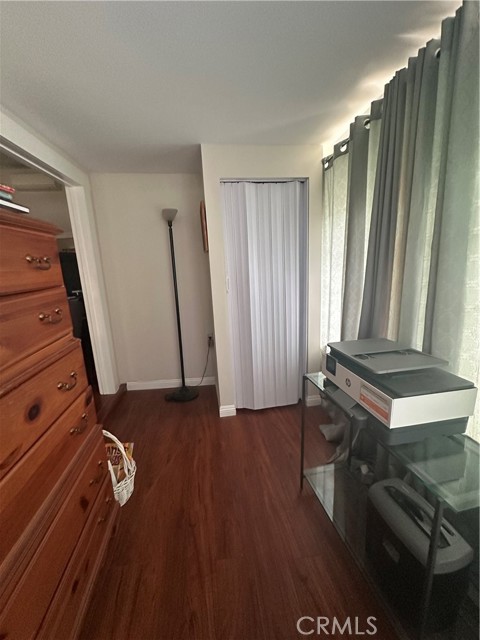 Detail Gallery Image 3 of 14 For 5612 Rimpau Blvd, Windsor Hills,  CA 90043 - 2 Beds | 2 Baths