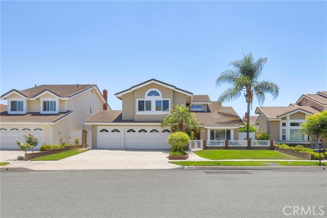 13614 Destino Place, Cerritos CA: https://media.crmls.org/medias/5fd68da6-584b-4715-bf4b-d4c45f5f6b13.jpg