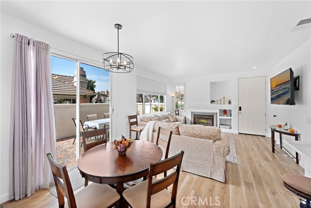 104 Seacountry Lane, Rancho Santa Margarita CA: https://media.crmls.org/medias/5fd79cbd-41e6-444c-93af-f3a30d12a665.jpg
