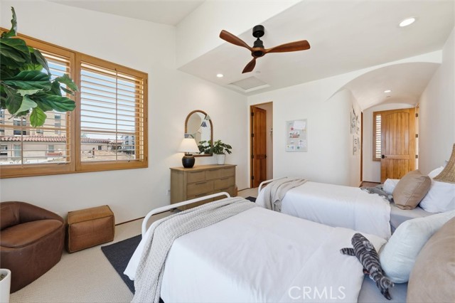 807 Esplanade, Redondo Beach, California 90277, 4 Bedrooms Bedrooms, 0 ,2 BathroomsBathrooms,Residential,For Sale,Esplanade,0,SB26078062 807 Esplanade, Redondo Beach, California 90277, 4 Bedrooms Bedrooms, 0 ,2 BathroomsBathrooms,Residential,For Sale,Esplanade,0,SB26078062
