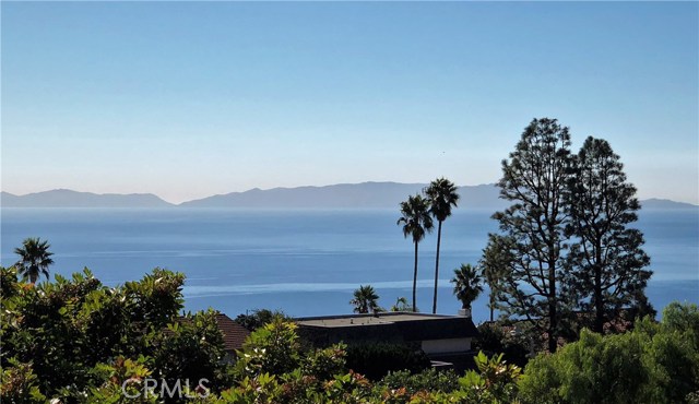 6862 Vallon Drive, Rancho Palos Verdes, California 90275, 4 Bedrooms Bedrooms, ,3 BathroomsBathrooms,Residential,Sold,Vallon,TR17270815