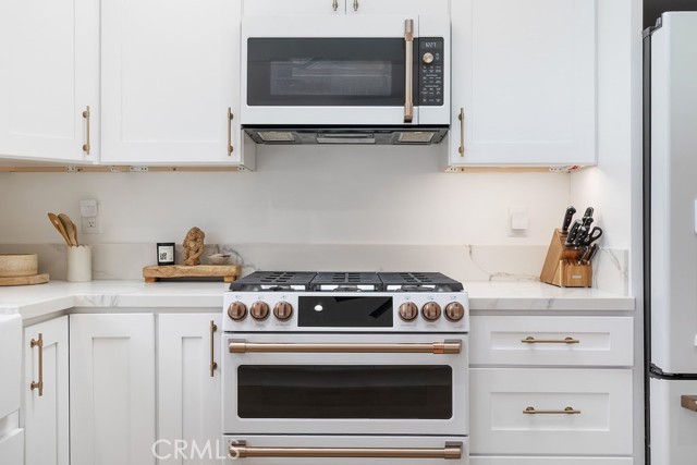 Detail Gallery Image 42 of 75 For 236 Camellia Ln, Costa Mesa,  CA 92627 - 5 Beds | 3 Baths