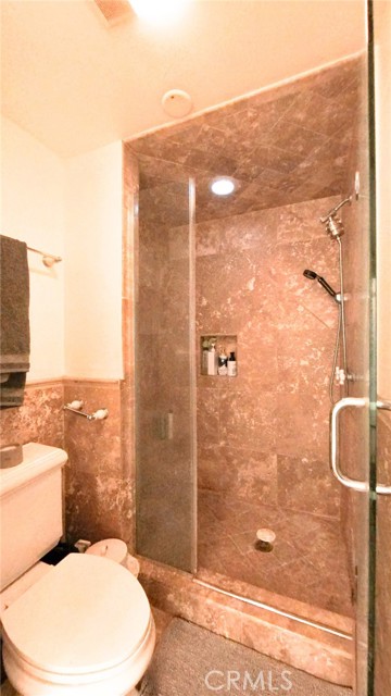 Detail Gallery Image 23 of 40 For 2575 E 19th St #17,  Signal Hill,  CA 90755 - 1 Beds | 1 Baths