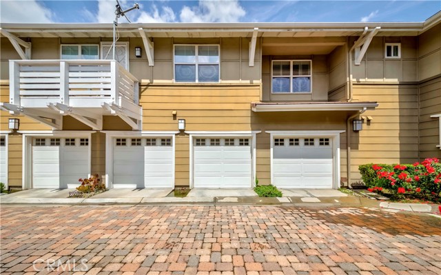 735 Francesca Dr #202, Walnut CA: https://media.crmls.org/medias/5fdaa499-5398-4814-8ae0-d0f588ea7629.jpg
