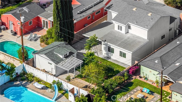 Detail Gallery Image 55 of 65 For 631 N Kenwood St, Burbank,  CA 91505 - 5 Beds | 3 Baths