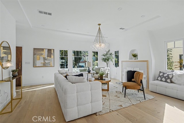 Detail Gallery Image 8 of 43 For 1317 Ethel St, Glendale,  CA 91207 - 3 Beds | 3 Baths