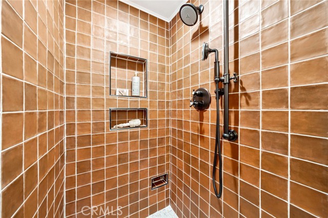 15372 Shasta Lane, Huntington Beach CA: https://media.crmls.org/medias/5fdc5109-ab61-48eb-8a88-b8762db6026b.jpg