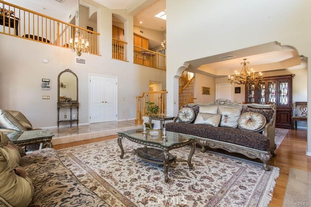 19709 Winged Foot Way, Porter Ranch CA: https://media.crmls.org/medias/5fddc179-1d2c-4c19-8179-cdbcb3fbbb0f.jpg