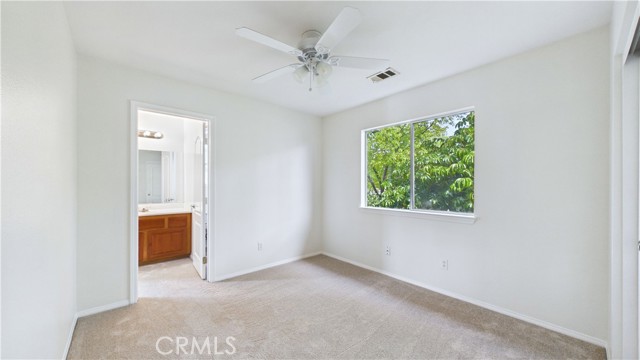 Detail Gallery Image 27 of 61 For 27824 Pine Crest, Castaic,  CA 91384 - 5 Beds | 4 Baths