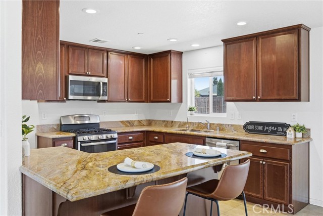 Detail Gallery Image 20 of 41 For 18110 Churchill, Tehachapi,  CA 93561 - 3 Beds | 2 Baths