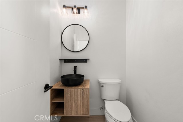 Detail Gallery Image 8 of 27 For 3704 Howe St, Corona,  CA 92881 - 5 Beds | 3/1 Baths