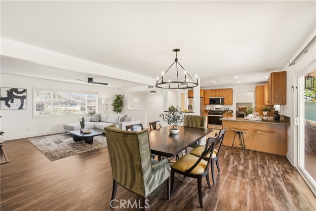 Detail Gallery Image 8 of 53 For 3525 Waco Ave, Simi Valley,  CA 93063 - 3 Beds | 2 Baths