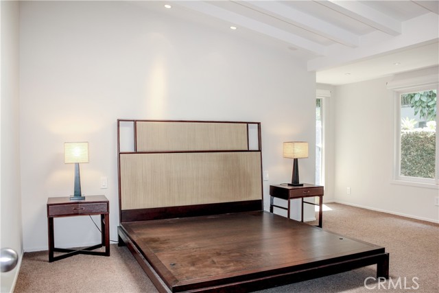 2412 Canyon Oak Drive, Los Angeles CA: https://media.crmls.org/medias/5fdf016a-e59a-4b98-8893-7e96ce1df963.jpg