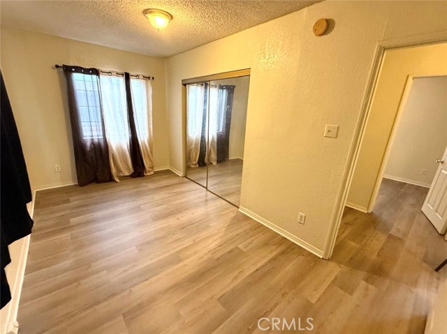 1621 W 82nd Street, Los Angeles CA: https://media.crmls.org/medias/5fe02302-f7eb-4f7f-bfa6-d03c0a4f3ffc.jpg