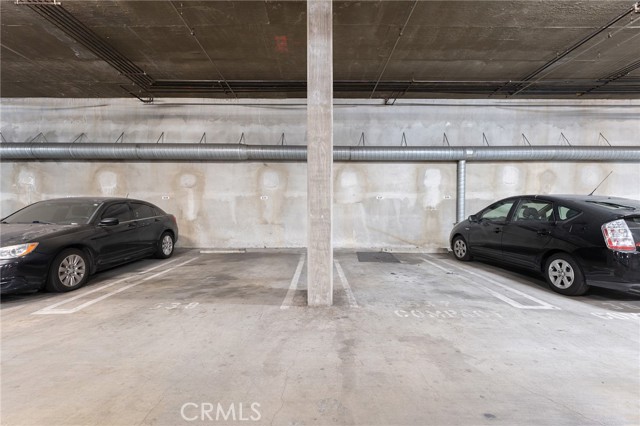 Detail Gallery Image 46 of 48 For 5350 White Oak Ave #413,  Encino,  CA 91316 - 2 Beds | 2 Baths