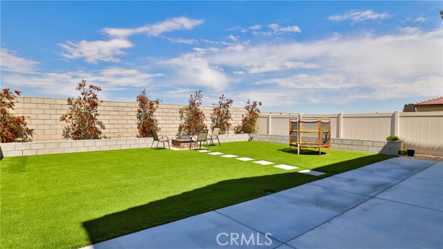 Detail Gallery Image 38 of 46 For 10868 Quarter Horse Ave, Hesperia,  CA 92345 - 3 Beds | 2/1 Baths