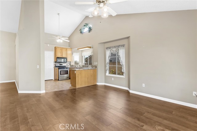 Detail Gallery Image 12 of 48 For 370 Rogers Ct, Calimesa,  CA 92320 - 4 Beds | 2 Baths