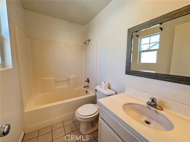 Detail Gallery Image 16 of 26 For 1890 Flint, Riverside,  CA 92501 - 3 Beds | 2/1 Baths