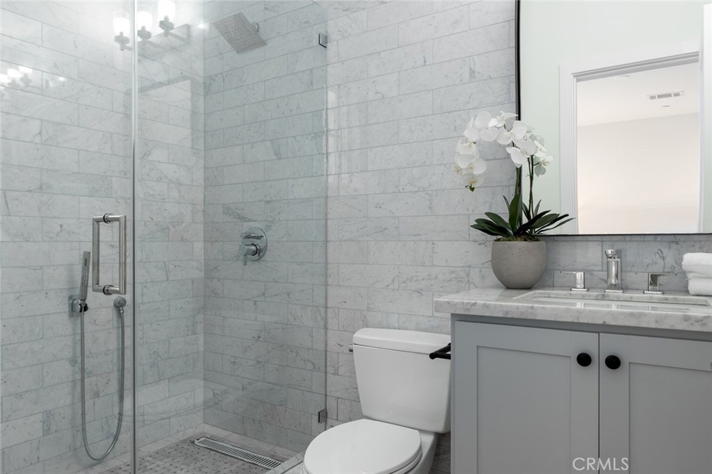 5fe4d46b 8740 4c49 A836 2f52e7bb5f3b