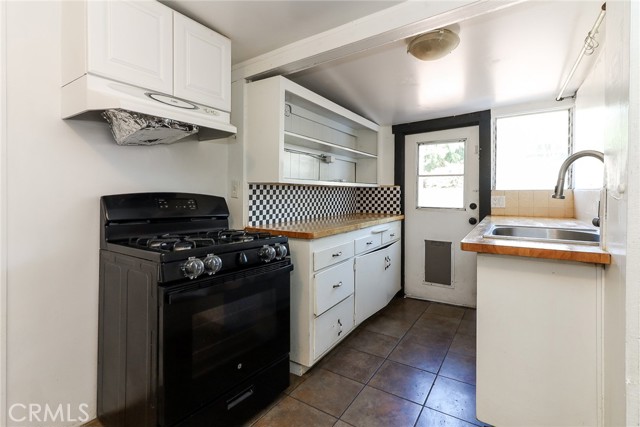 Detail Gallery Image 6 of 13 For 343 E Italia, Covina,  CA 91723 - 2 Beds | 1 Baths