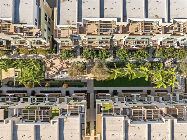 Detail Gallery Image 34 of 50 For 645 W 17th St, Costa Mesa,  CA 92627 - 3 Beds | 2/2 Baths
