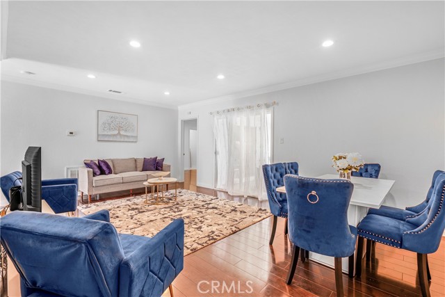 Detail Gallery Image 4 of 23 For 4775 Beverly Ct, Riverside,  CA 92506 - 3 Beds | 2 Baths