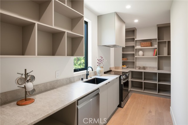 12335 Otsego Street, Valley Village CA: https://media.crmls.org/medias/5fe7af9f-c65c-4d94-9241-c8bf59e7d2a7.jpg
