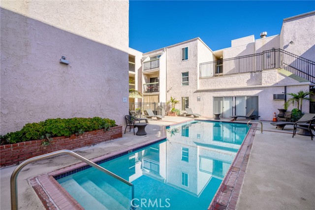 Detail Gallery Image 21 of 23 For 409 Burchett #119,  Glendale,  CA 91203 - 1 Beds | 1 Baths