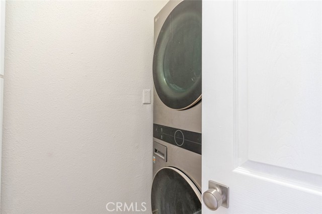 Detail Gallery Image 9 of 17 For 7137 Greeley St #7,  Tujunga,  CA 91042 - 2 Beds | 1 Baths